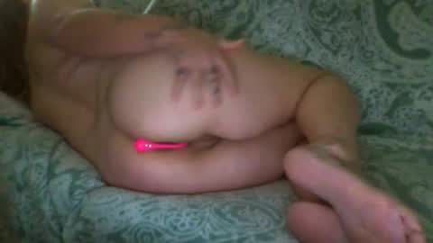 Snapshot of gamergirl2025 chatting on 10/22/25, 07:30 tatted tootsie online show from 10/22/25, 07:30