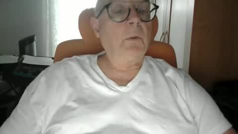 gamin68 online show from 04/17/26, 01:03