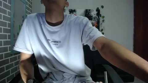 Snapshot of gandy_hott chatting on 10/16/25, 07:26 gandy_hott online show from 10/16/25, 07:26