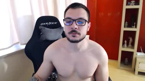 Snapshot of gangstalover8 chatting on 04/17/26, 03:31 GangstaLover online show from 04/17/26, 03:31