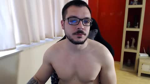 Snapshot of gangstalover8 chatting on 04/18/26, 03:32 GangstaLover online show from 04/18/26, 03:32