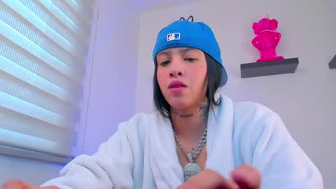 Snapshot of gangster_girl chatting on 12/27/24, 09:43 GANG online show from 12/27/24, 09:43