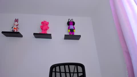 Snapshot of gangster_girl chatting on 02/01/25, 04:11 GANG online show from 02/01/25, 04:11