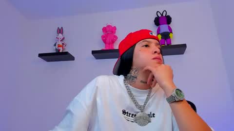 Snapshot of gangster_girl chatting on 02/10/25, 12:30 GANG online show from 02/10/25, 12:30