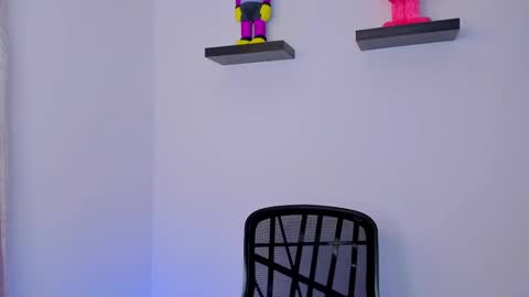 Snapshot of gangster_girl chatting on 02/11/25, 04:11 GANG online show from 02/11/25, 04:11