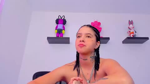 Snapshot of gangster_girl chatting on 02/12/25, 02:21 GANG online show from 02/12/25, 02:21