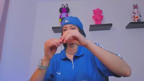 Snapshot of gangster_girl chatting on 02/16/25, 11:05 GANG online show from 02/16/25, 11:05