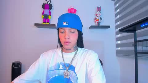 Snapshot of gangster_girl chatting on 10/19/25, 10:10 GANG online show from 10/19/25, 10:10