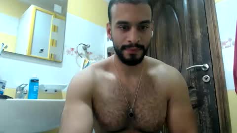 Snapshot of ganzabi chatting on 05/18/26, 03:51 Ganza online show from 05/18/26, 03:51