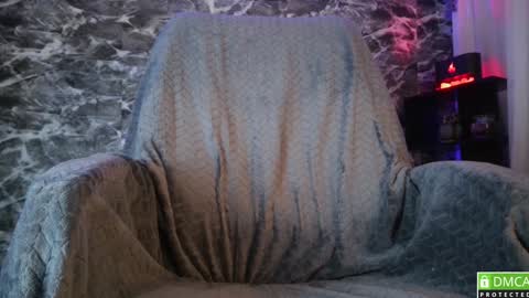 Snapshot of garbel09 chatting on 12/28/24, 10:03 Chris  Dont forget to gift me thumb up Its very important to me and makes me happy AF  online show from 12/28/24, 10:03