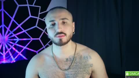 Snapshot of garbel09 chatting on 01/04/25, 03:50 Chris  Dont forget to gift me thumb up Its very important to me and makes me happy AF  online show from 01/04/25, 03:50