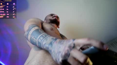 Snapshot of garbel09 chatting on 03/10/25, 08:15 Chris  Dont forget to gift me thumb up Its very important to me and makes me happy AF  online show from 03/10/25, 08:15