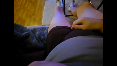 Snapshot of garbis11 chatting on 01/17/25, 08:00 garbis11 online show from 01/17/25, 08:00