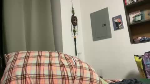 Snapshot of gargoyle_blog chatting on 11/01/25, 12:56 Gargoyle online show from 11/01/25, 12:56