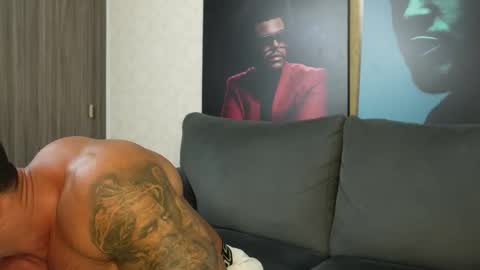 Snapshot of garret_alvin_ chatting on 11/26/25, 06:53 Garret online show from 11/26/25, 06:53