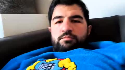 Snapshot of garry2358 chatting on 02/14/25, 04:52 Garry online show from 02/14/25, 04:52