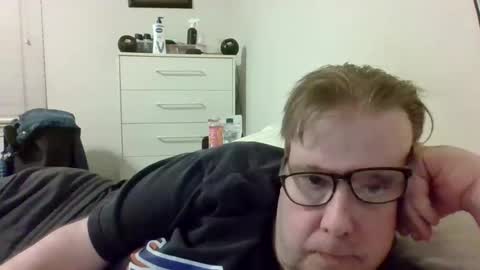 Snapshot of garyg930 chatting on 03/17/26, 12:04 Gary online show from 03/17/26, 12:04