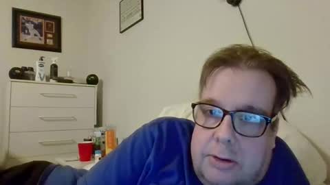 Snapshot of garyg930 chatting on 04/03/26, 12:30 Gary online show from 04/03/26, 12:30