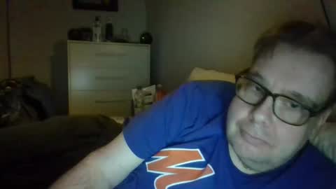 Snapshot of garyg930 chatting on 04/08/26, 05:40 Gary online show from 04/08/26, 05:40