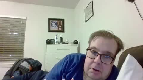 Snapshot of garyg930 chatting on 04/13/26, 12:27 Gary online show from 04/13/26, 12:27