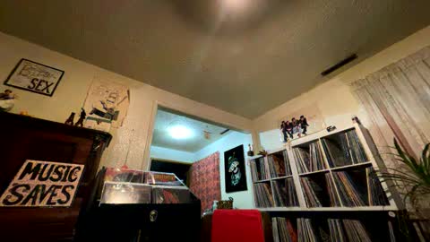 Snapshot of garypumpt chatting on 09/20/25, 01:01 marvin pumpt online show from 09/20/25, 01:01