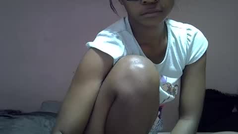 Snapshot of gasielah chatting on 03/01/25, 04:11 gasielah online show from 03/01/25, 04:11