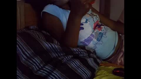 Snapshot of gasielah chatting on 10/21/25, 12:17 gasielah online show from 10/21/25, 12:17