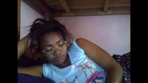 Snapshot of gasielah chatting on 03/18/26, 08:17 gasielah online show from 03/18/26, 08:17