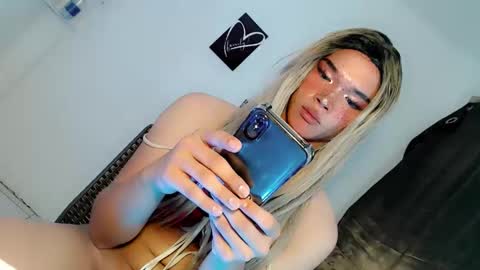 Snapshot of gata_olivia chatting on 02/17/26, 12:56 JUST CALL ME OLIVIA online show from 02/17/26, 12:56
