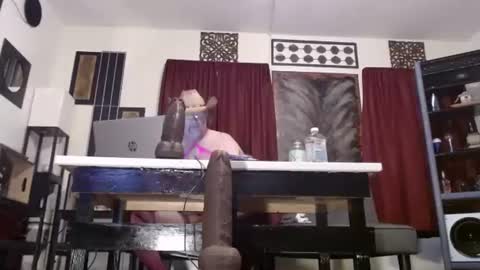 Snapshot of gatewaylaptop2019 chatting on 05/06/26, 11:10 gatewaylaptop2019 online show from 05/06/26, 11:10