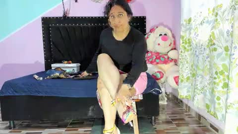 Diana online show from 12/17/24, 09:27