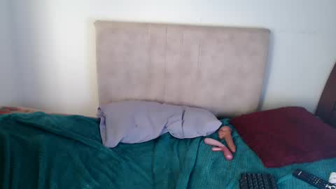 Snapshot of gatita13333321 chatting on 03/31/26, 01:00 gatita13333321 online show from 03/31/26, 01:00