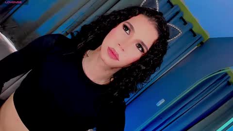 Vnecis Marn online show from 01/03/25, 02:40