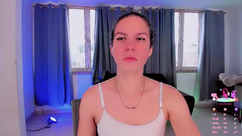 Snapshot of gatitavenecis1 chatting on 03/30/26, 06:42 Vnecis Marn online show from 03/30/26, 06:42