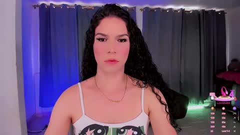 Snapshot of gatitavenecis1 chatting on 04/13/26, 09:31 Vnecis Marn online show from 04/13/26, 09:31