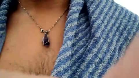 Snapshot of gatorem chatting on 02/25/25, 12:24 Feidddd online show from 02/25/25, 12:24