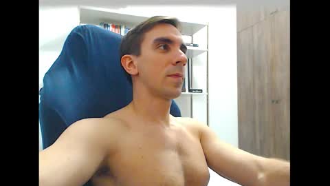 gatosarado23 online show from 11/19/25, 03:50