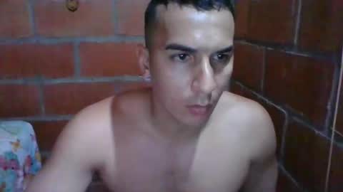 Snapshot of gattitosexy_95 chatting on 05/26/26, 06:15 gattitosexy_95 online show from 05/26/26, 06:15