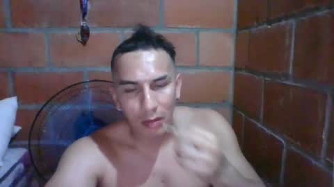 Snapshot of gattitosexy_95 chatting on 08/01/26, 07:35 gattitosexy_95 online show from 08/01/26, 07:35