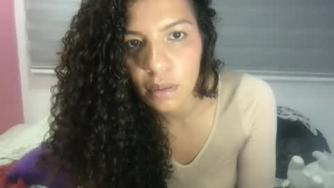 gatubelahotxxx online show from 09/28/25, 12:16