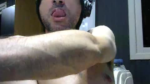 gauchors21 online show from 02/15/25, 03:20