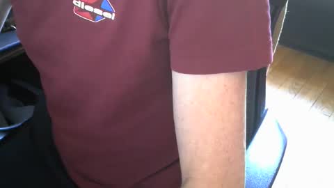 gay slave on cam online show from 03/05/25, 12:11