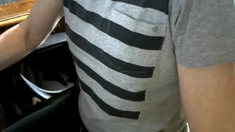 gay slave on cam online show from 10/08/25, 08:12