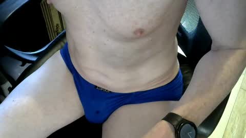 Snapshot of gay_slave_on_cam chatting on 04/16/26, 08:59 gay slave on cam online show from 04/16/26, 08:59