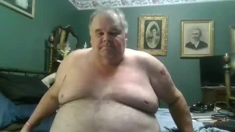Snapshot of gaydaddy48 chatting on 01/15/25, 12:09 Kenny online show from 01/15/25, 12:09