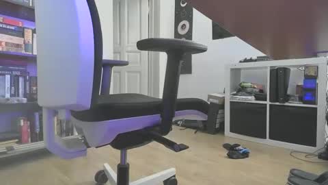 Snapshot of gaymer_play chatting on 02/16/25, 09:59 gaymer_play online show from 02/16/25, 09:59