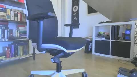 Snapshot of gaymer_play chatting on 02/18/25, 04:26 gaymer_play online show from 02/18/25, 04:26