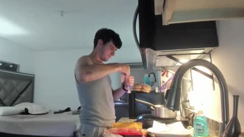 Snapshot of gayndepressed chatting on 04/14/26, 12:38 Trace online show from 04/14/26, 12:38