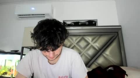 Snapshot of gayndepressed chatting on 07/04/26, 03:56 Trace online show from 07/04/26, 03:56