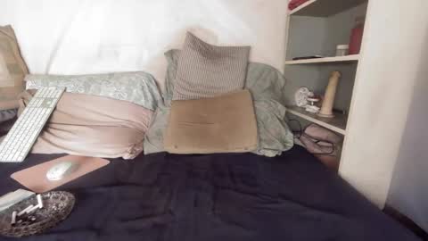 gayrobbin online show from 05/10/26, 11:04